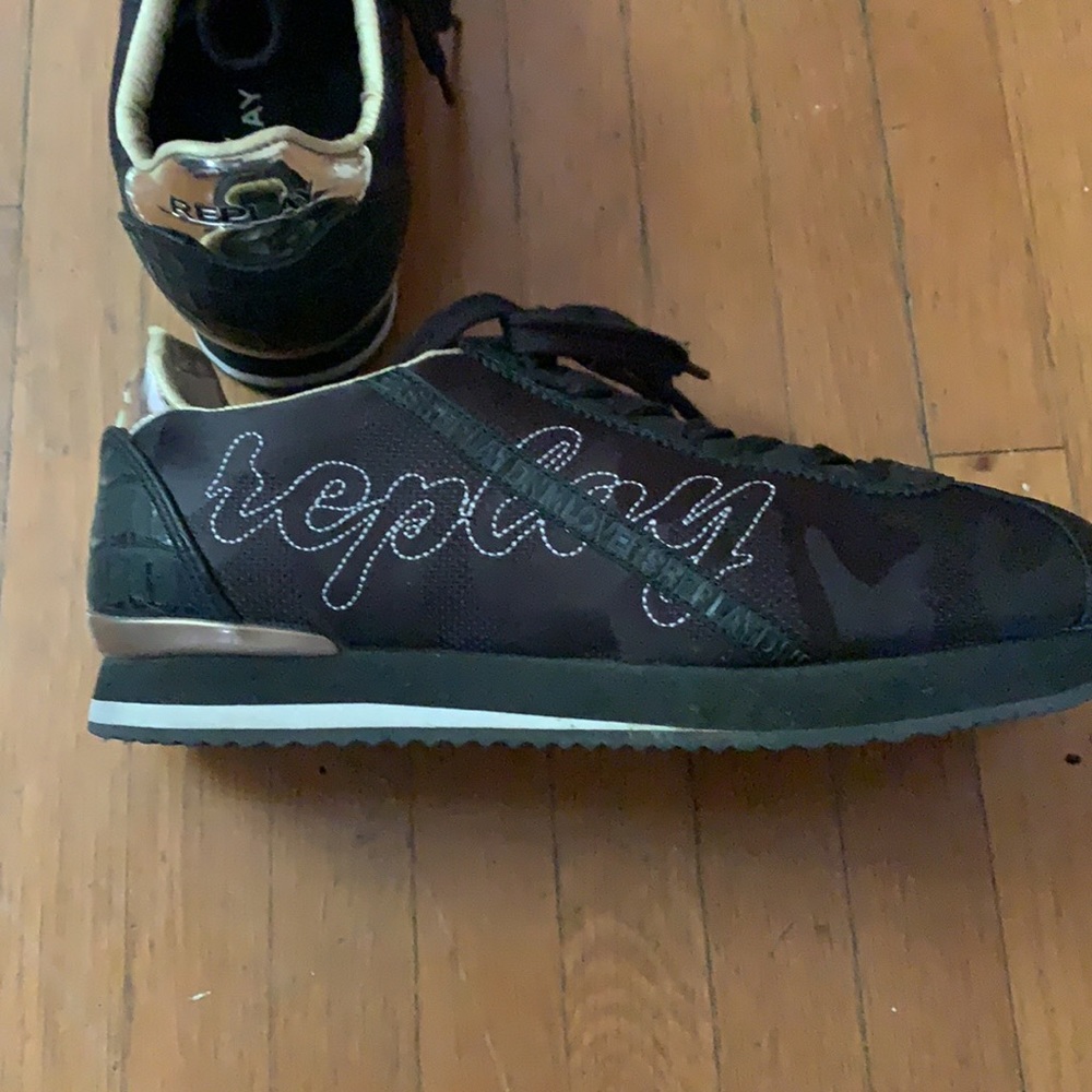 Replay trainers - Picture 3 of 4